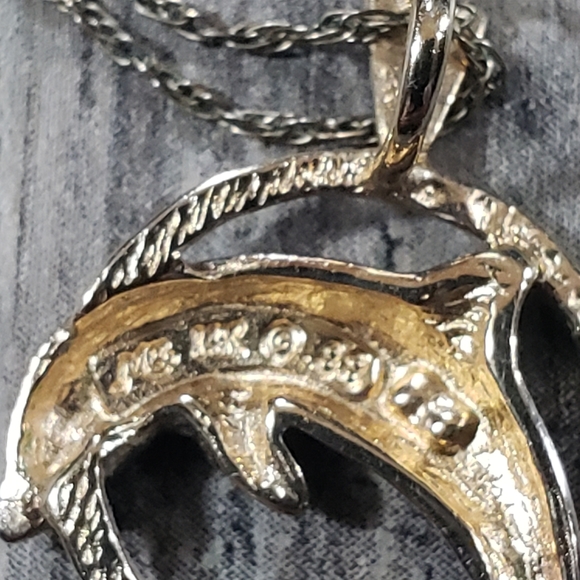 Dolphin Pendant Necklace. - Picture 4 of 11